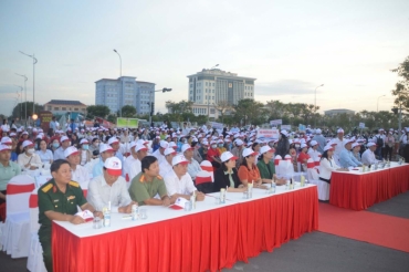 le mit tinh phat dong huong ung phong trao kham suc khoe dinh ky